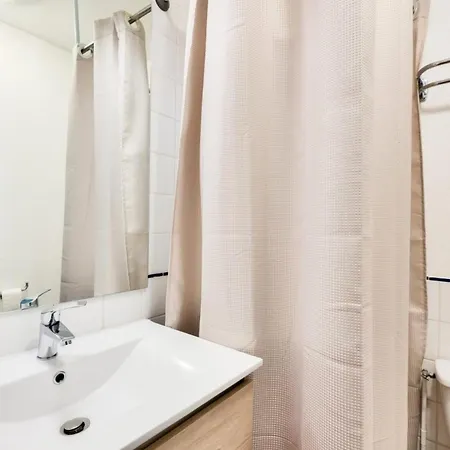 Résidence Les Pins - Maeva - 2 Pièces 6 Personnes - Prestige Mae-6659 *